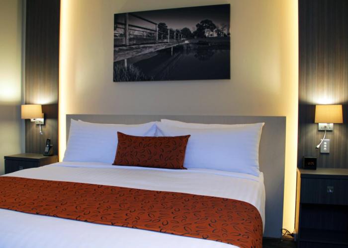 Mercure Orange