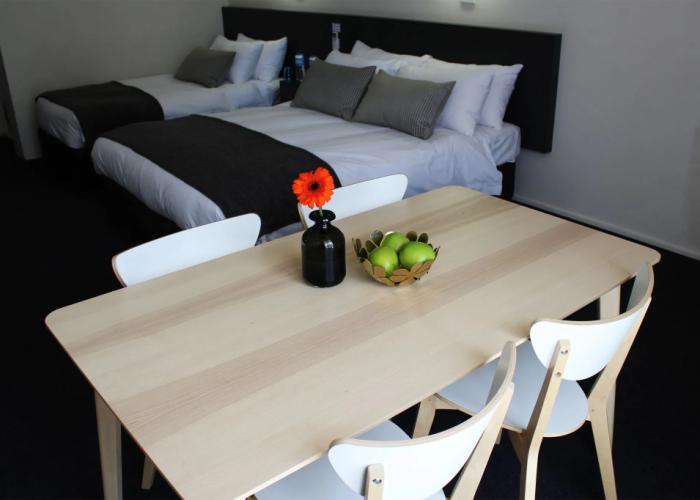 The Oriana Orange - Retro Hotel & Resort