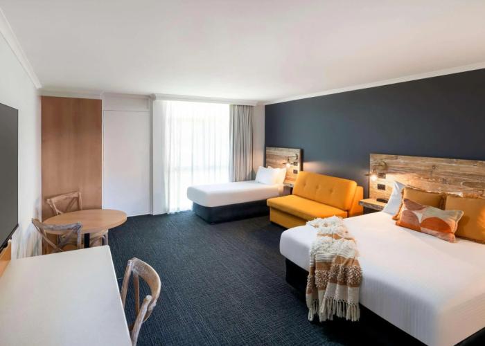 ibis Styles Orange