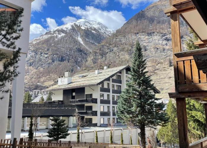 Beautiful Amara Apt. 2 person.