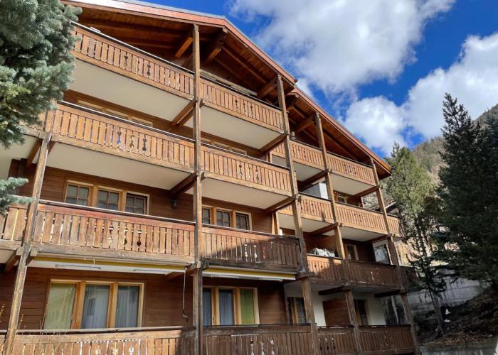 Beautiful Amara Apt. 2 person.