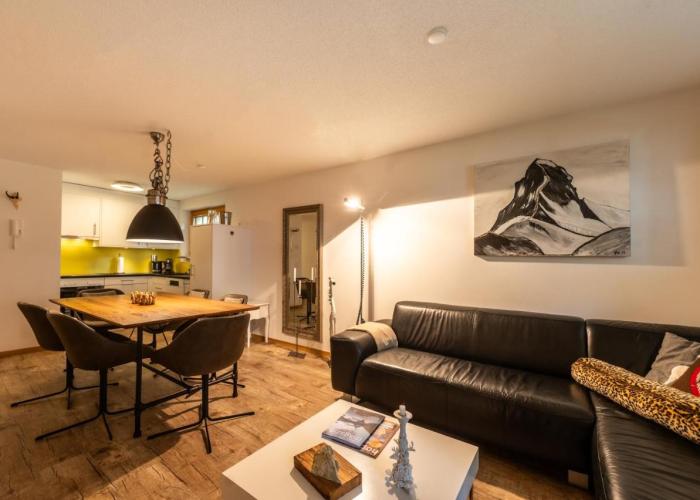 Beautiful Amara Apt. 2 person.