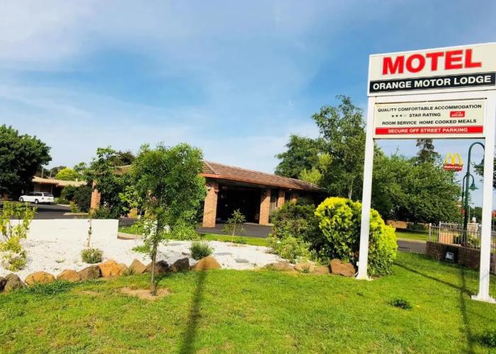 Orange Motor Lodge