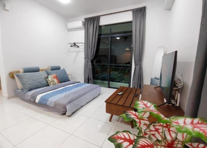 New The Sun Homestay at Sg Nibong nearby Queensbay or PISA or FTZ Bayan Lepas HENG