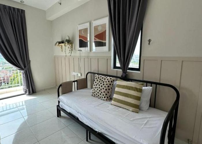 New The Sun Homestay at Sg Nibong nearby Queensbay or PISA or FTZ Bayan Lepas HENG