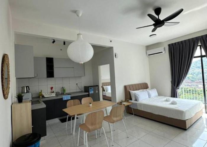 New The Sun Homestay at Sg Nibong nearby Queensbay or PISA or FTZ Bayan Lepas HENG