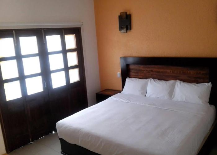 Happy Express Hotel