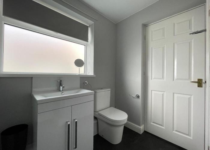 Cosy & Comfortable Apartment w/Parking