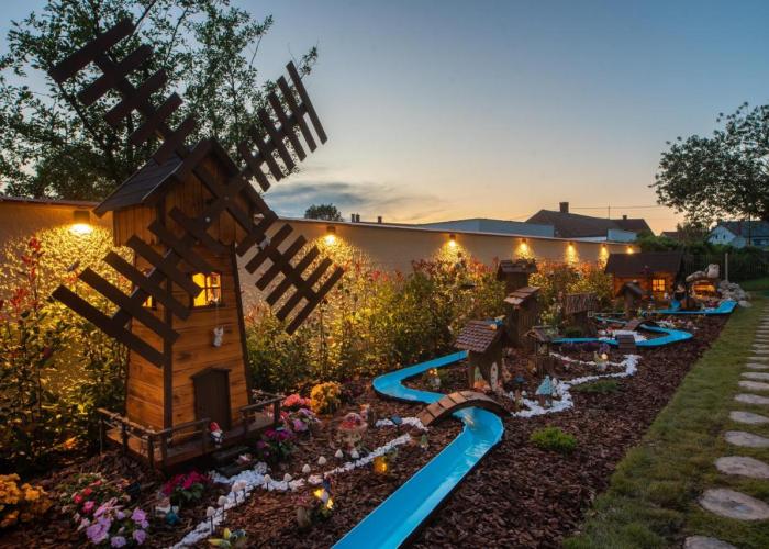 Holdvirág Hotel