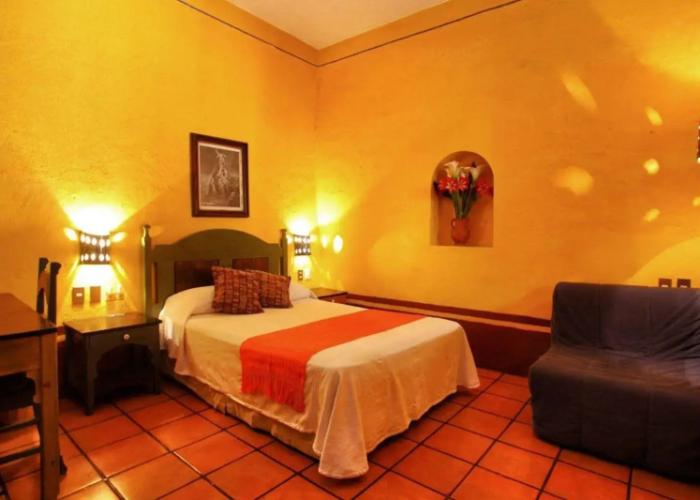 Hotel Azucena