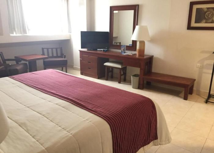 Hotel Fortin Plaza