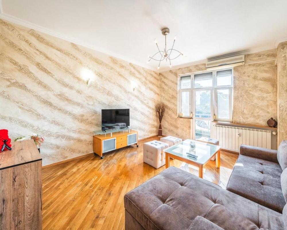 фото Sofia University Life Apartment