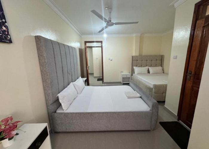 Khalisi Homes