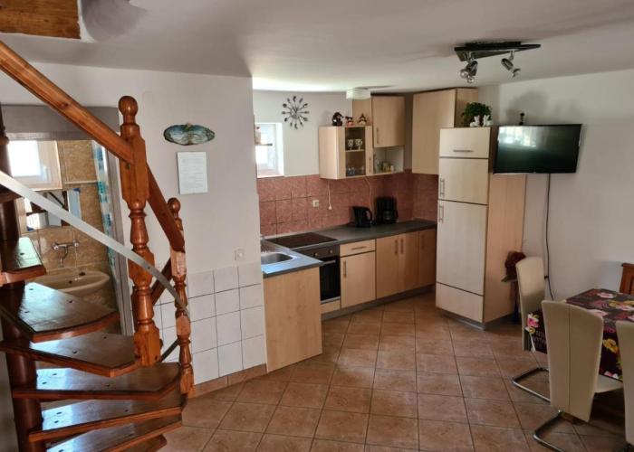 Apartments Tuka near the beach