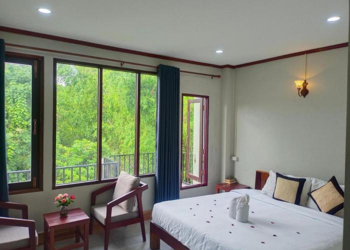 Vang Vieng Champa Hotel