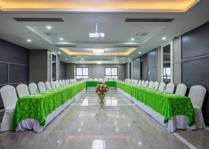 BN Center Hotel