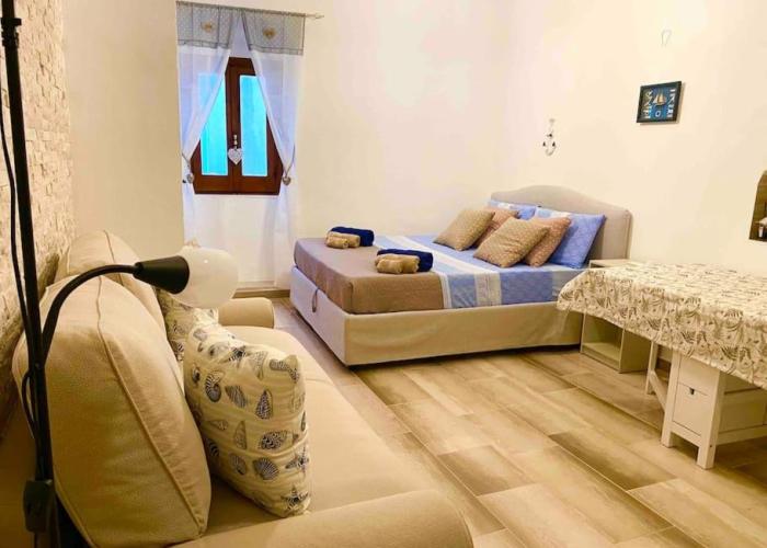 Cozy flat by the sea in the Old Town