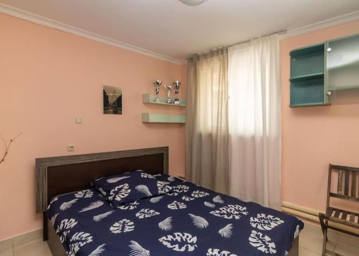 Charming Artistic Central Apartment