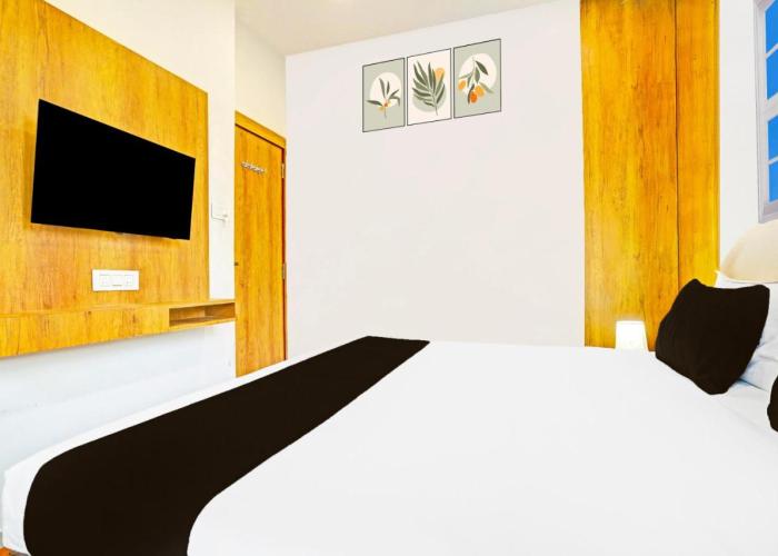 FabHotel Western Inn