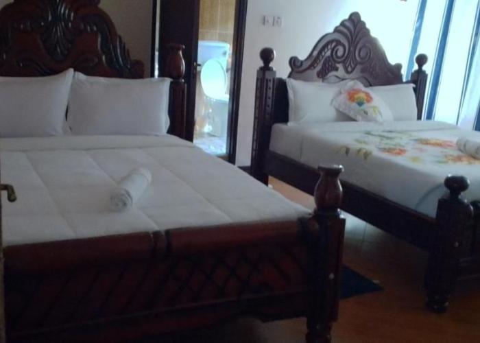 DISCOVERY COURTS HOTEL