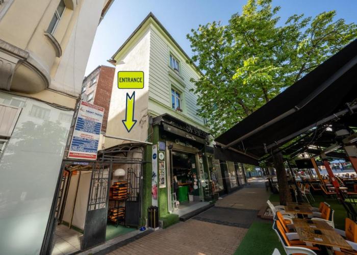 The Green Bar House