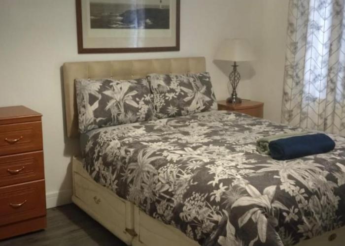 White House Ensuite double bedroom