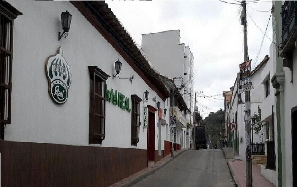 Hotel Real