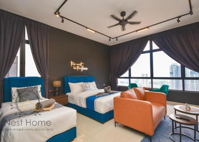 Twin Tower Residence by Nest Home【5 mins walk to CIQ】