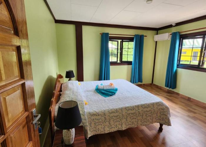 Lianita's Cottage (Selfcatering)