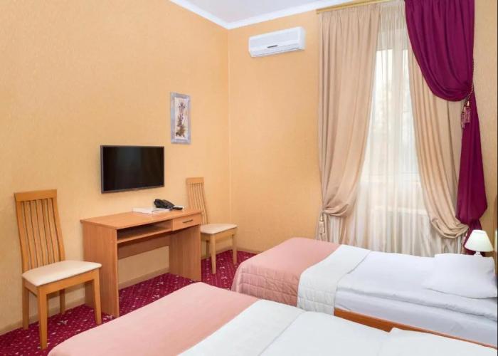 Hotel Lermontovskiy