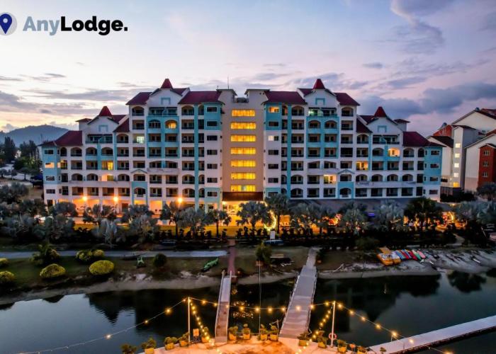 AnyLodge Waterfront Marina Island Pangkor