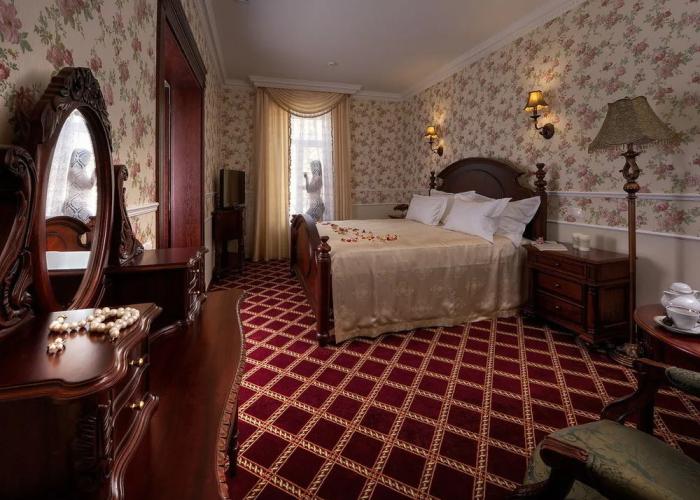 Frederic Koklen Boutique Hotel