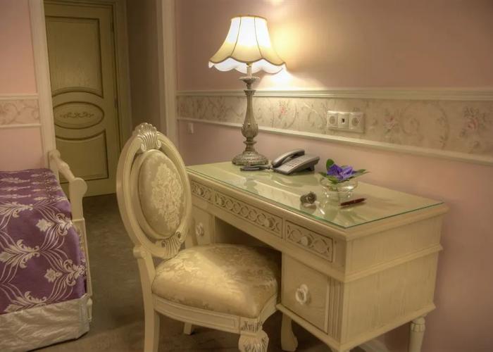 Frederic Koklen Boutique Hotel