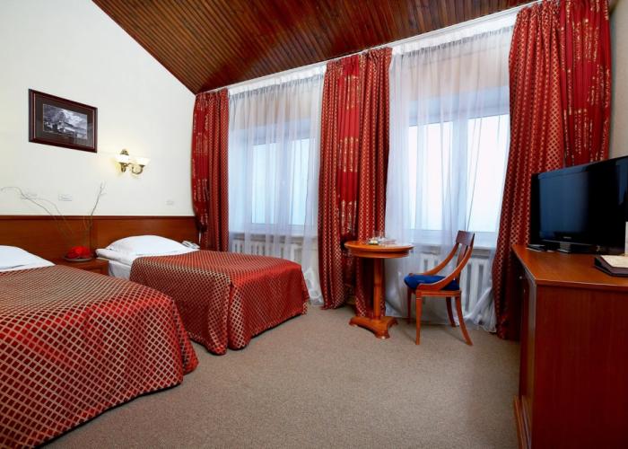Londonskaya Hotel