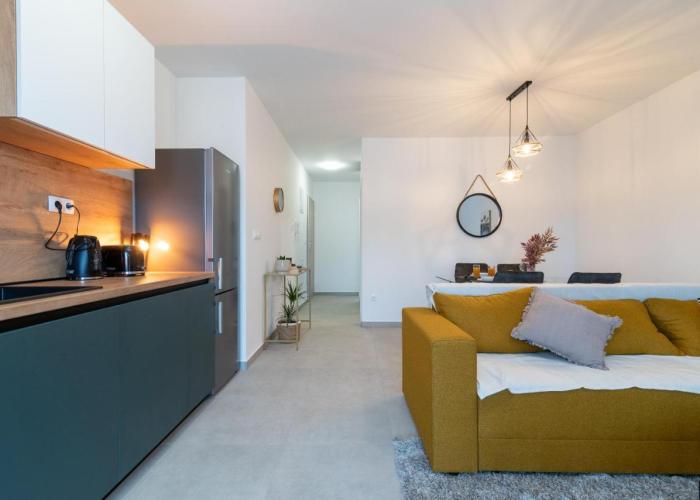 Kamarin Apartment