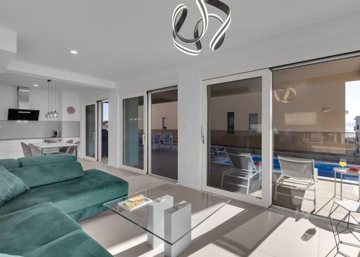 Apartman DeLux with private pool - Makarska Exklusiv