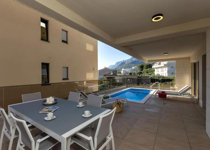 Apartman DeLux with private pool - Makarska Exklusiv