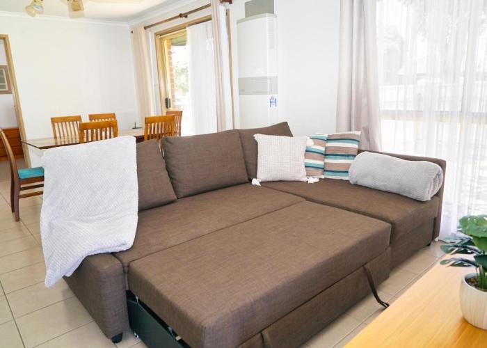 COZY 2 BEDROOM HOUSE /MELBOURNE