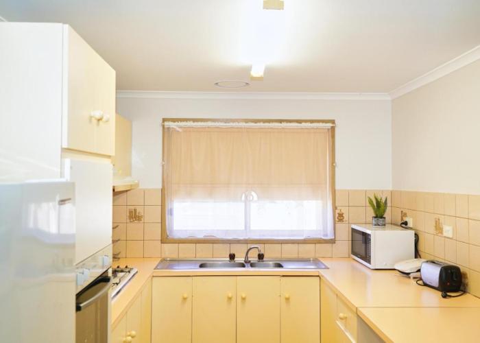 COZY 2 BEDROOM HOUSE /MELBOURNE