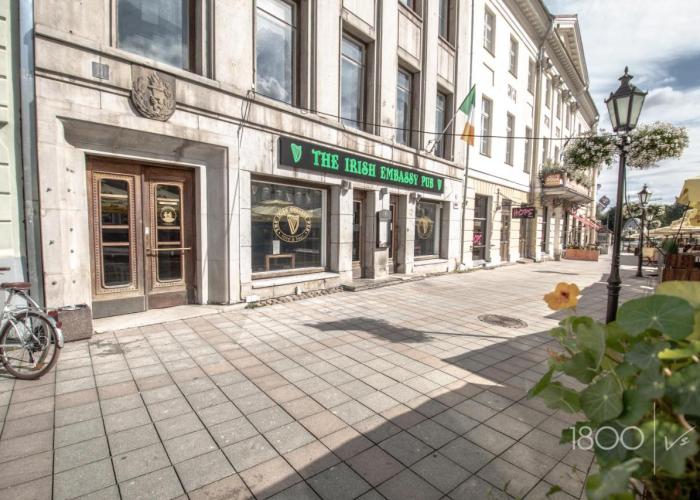 1800 by Vince Stay - Private Rooms in Town Hall Square