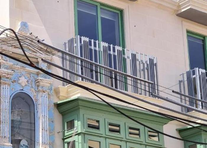 Privilege Suit SLiema