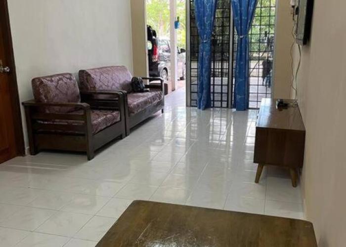 Hajjah Homestay Jln Rajawali Tg Agas