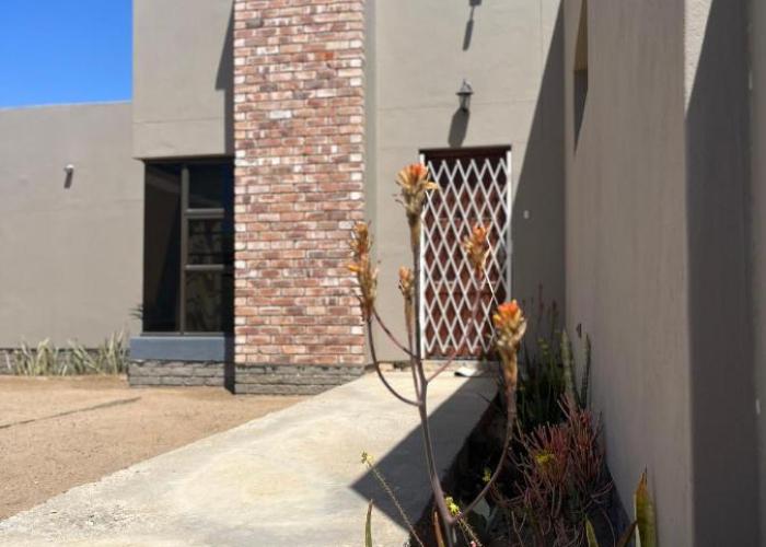 Otis Self Catering