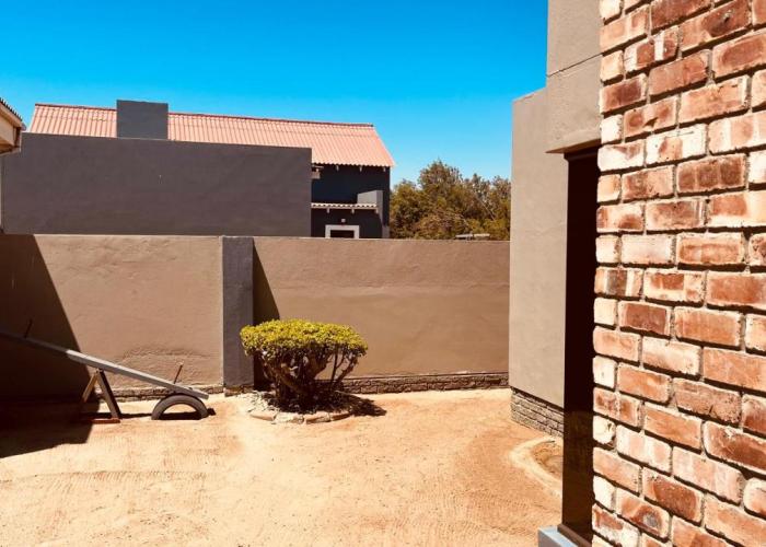 Otis Self Catering