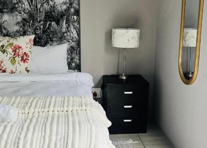 Otis Self Catering