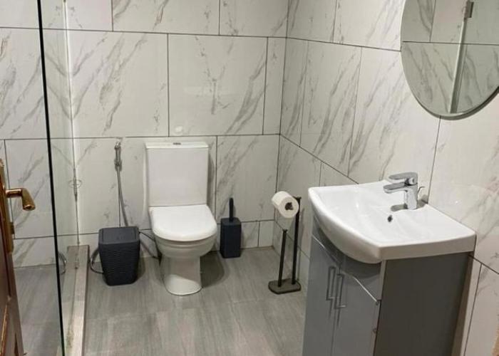 After 5 Apartment 1- 3 spacious en-suite bedrooms
