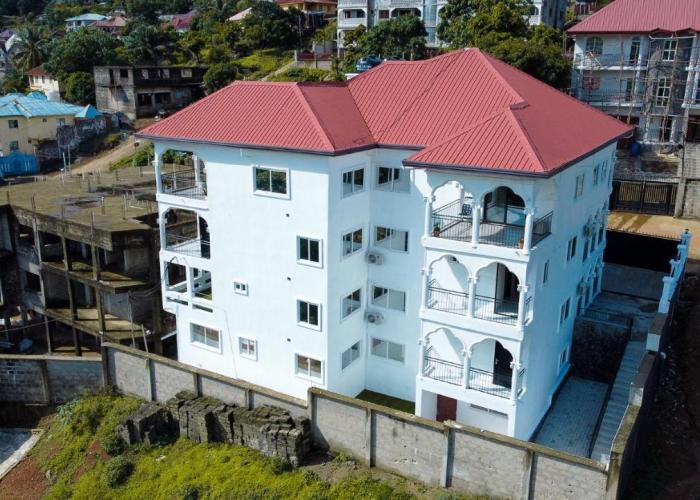 After 5 Apartment 1- 3 spacious en-suite bedrooms