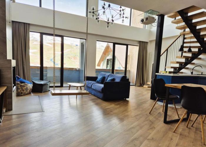 Gudauri Summer Apartment - Fireplace, Netflix on 100