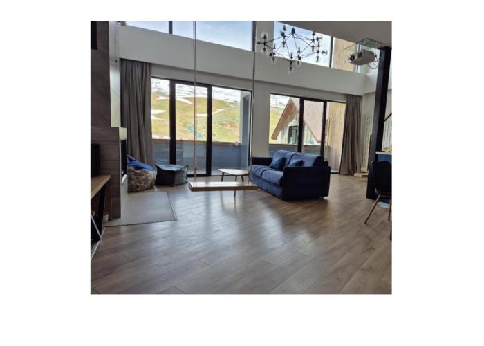 Gudauri Summer Apartment - Fireplace, Netflix on 100