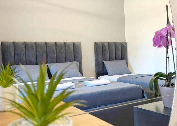 SUPREME Luxury Hotel